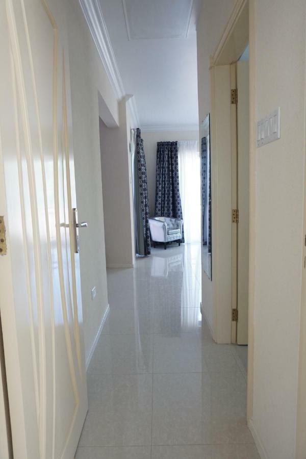 Self Contained Apartment With Private Kitchen Higher Heights, Barbados Christchurch Eksteriør billede