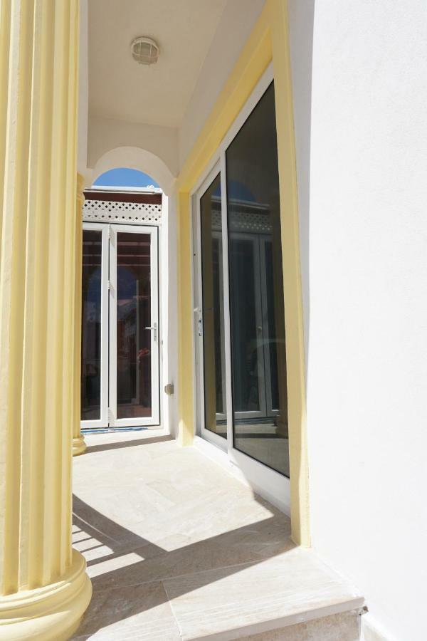 Self Contained Apartment With Private Kitchen Higher Heights, Barbados Christchurch Eksteriør billede