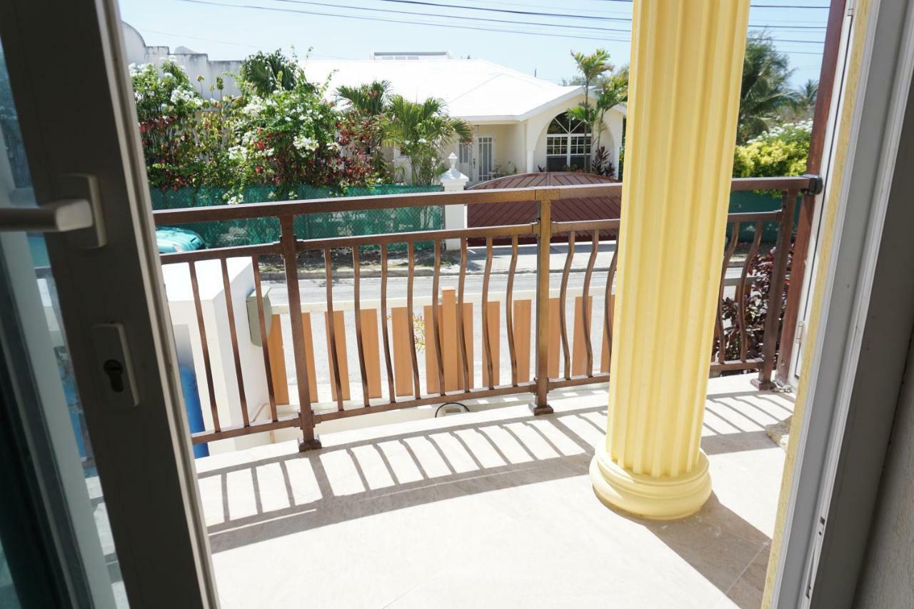 Self Contained Apartment With Private Kitchen Higher Heights, Barbados Christchurch Eksteriør billede